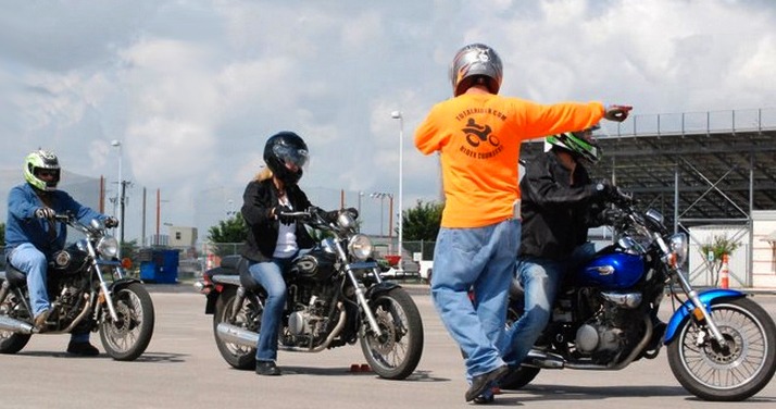 Basic Motorcycle Safety Training for your M License | Total Rider